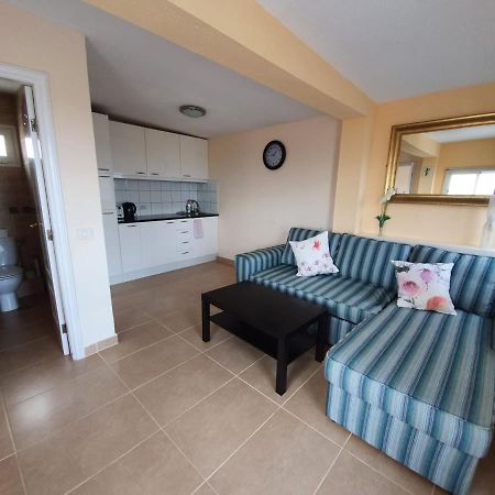 Palm Villa 1 Bed Apartment Overlooking Golf Course San Miguel de Abona Exterior photo